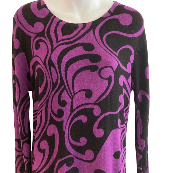 Domani | Knit Top - Picture 2 of 10